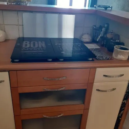 Chartrons Superbe T2 Avec Terrasse