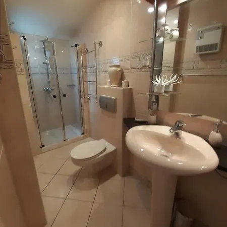 Апартаменты Chartrons Superbe T2 Avec Terrasse Бордо