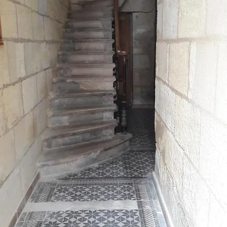 Апартаменты Chartrons Superbe T2 Avec Terrasse Бордо