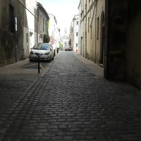 Chartrons Superbe T2 Avec Terrasse *