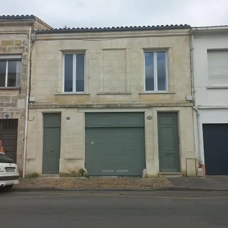 Chartrons Superbe T2 Avec Terrasse * Bordeaux