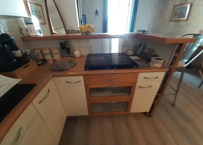 Chartrons Superbe T2 Avec Terrasse *