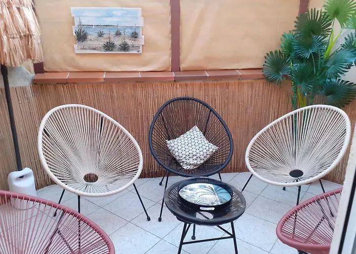 Chartrons Superbe T2 Avec Terrasse * Bordeaux