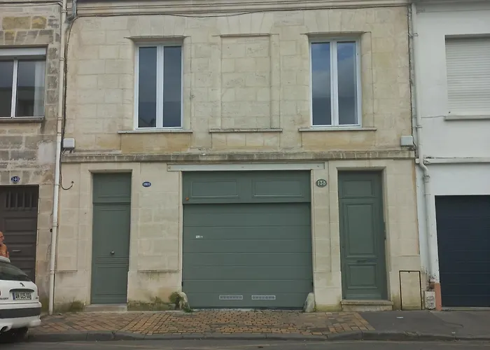 Chartrons Superbe T2 Avec Terrasse * Bordéus