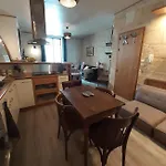 Appartement Chartrons Superbe T2 Avec Terrasse