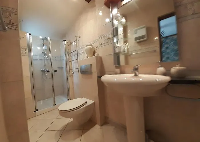 Chartrons Superbe T2 Avec Terrasse